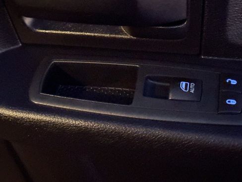 Used 2015 RAM 1500 Tradesman w/ Popular Equipment Group image 19