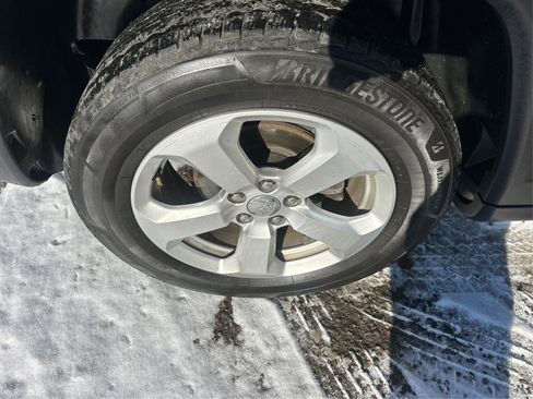 Used 2020 Jeep Compass Latitude w/ Popular Equipment Group image 17