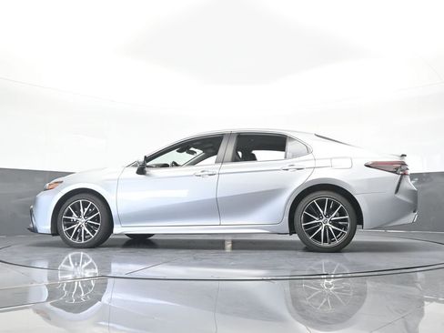 Used 2022 Toyota Camry SE FWD image 54