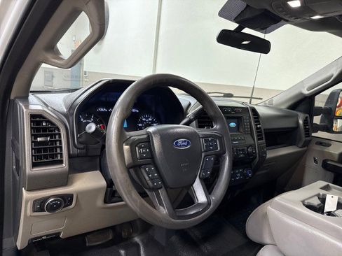 Used 2022 Ford F350 XL w/ Power Equipment Group image 18