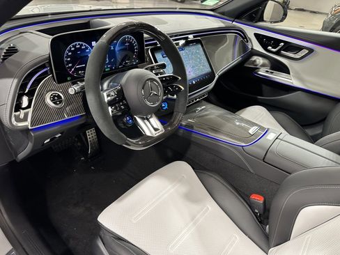 New 2026 Mercedes-Benz E 53 AMG e 4MATIC Sedan image 5