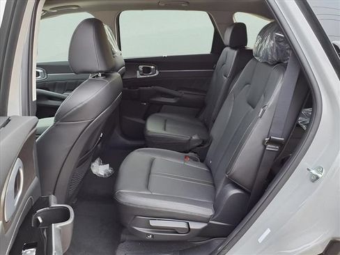 New 2026 Kia Sorento SX AWD/4WD image 18