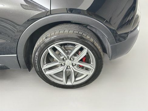 Used 2021 Cadillac XT4 Sport w/ Cold Weather Package FWD image 11