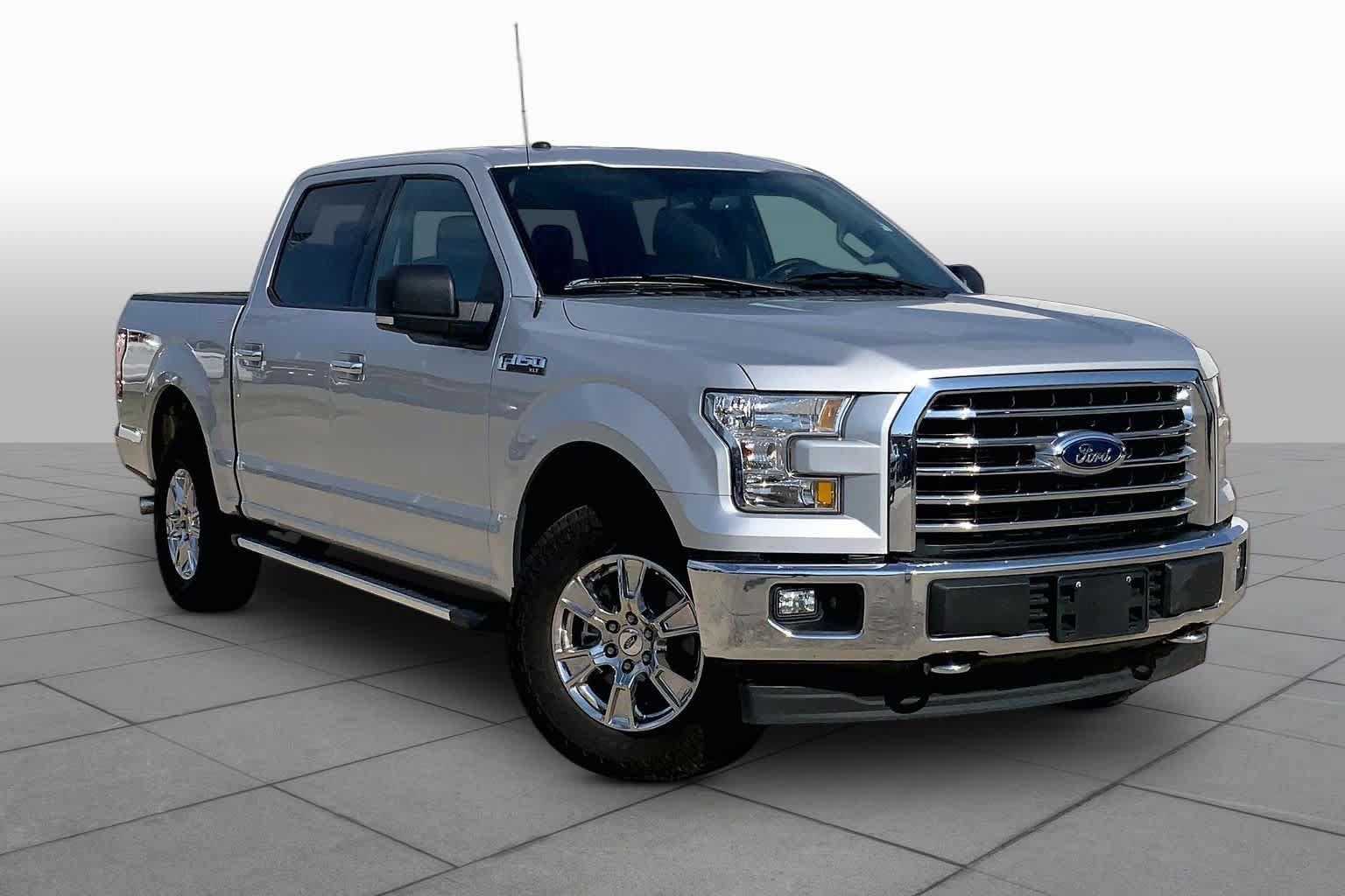 Used 2017 Ford F150 XLT w/ Equipment Group 302A Luxury AWD/4WD image 3
