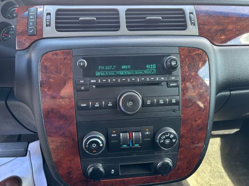 Used 2013 Chevrolet Tahoe LS AWD/4WD image 25