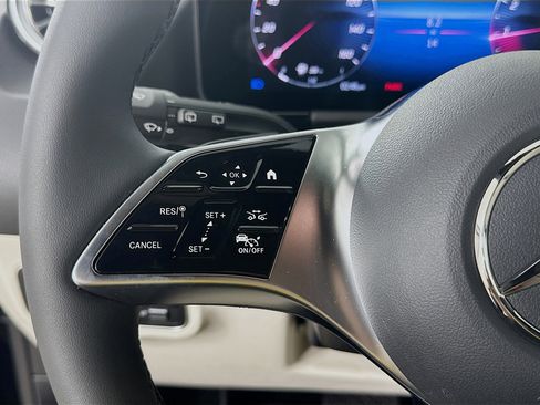 Certified 2026 Mercedes-Benz GLA 250 4MATIC image 12