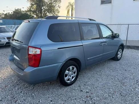 Used 2010 Kia Sedona LX w/ PWR Pkg image 4