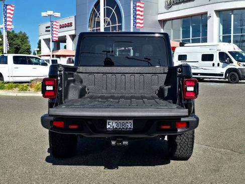 Certified 2021 Jeep Gladiator Mojave AWD/4WD image 23