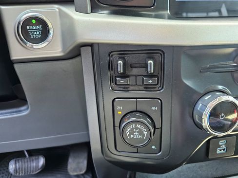 Used 2022 Ford F150 XLT w/ Equipment Group 302A High image 25