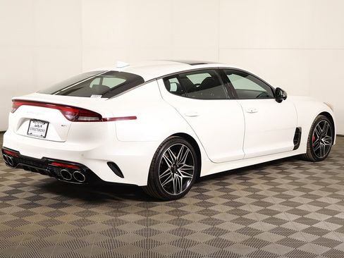 Used 2023 Kia Stinger GT2 image 14