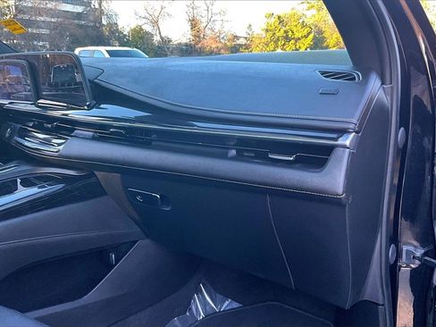 Certified 2023 Cadillac Escalade Sport image 24