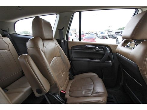 Used 2016 Buick Enclave Premium w/ Experience Buick Package FWD image 14