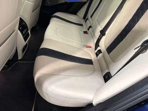 Used 2020 BMW X5 M Competition w/ Executive Package AWD/4WD image 31