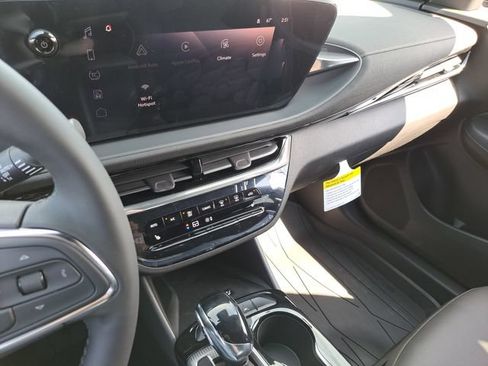 New 2026 Buick Envista Sport Touring FWD image 29