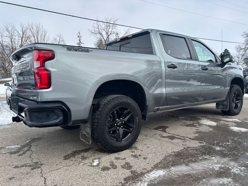 Used 2024 Chevrolet Silverado 1500 LT Trail Boss w/ Convenience Package II AWD/4WD image 7