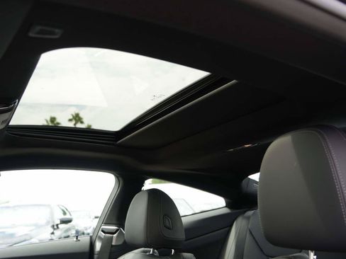 Used 2026 BMW 430i Coupe w/ Parking Assistance Package RWD image 11