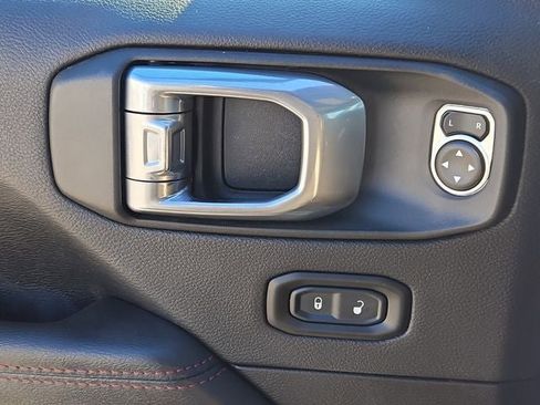 Used 2021 Jeep Wrangler Unlimited Rubicon image 31