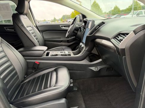 Used 2024 Ford Edge SEL w/ Convenience Package AWD/4WD image 11
