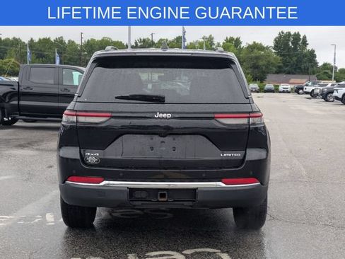 Used 2023 Jeep Grand Cherokee Limited AWD/4WD image 4