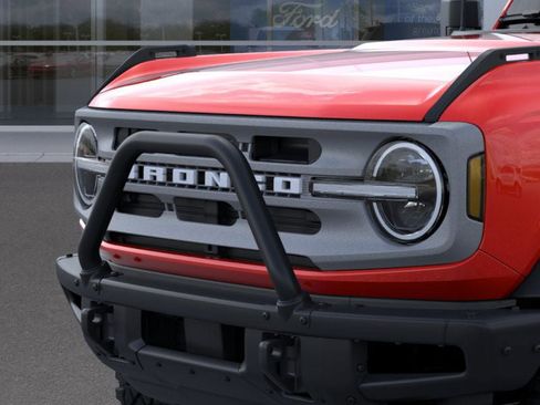 Used 2024 Ford Bronco Big Bend w/ Sasquatch Package image 19