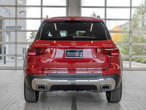 New 2026 Mercedes-Benz GLB 250 4MATIC image 14