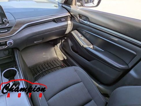 Used 2023 Nissan Altima 2.5 SV image 19