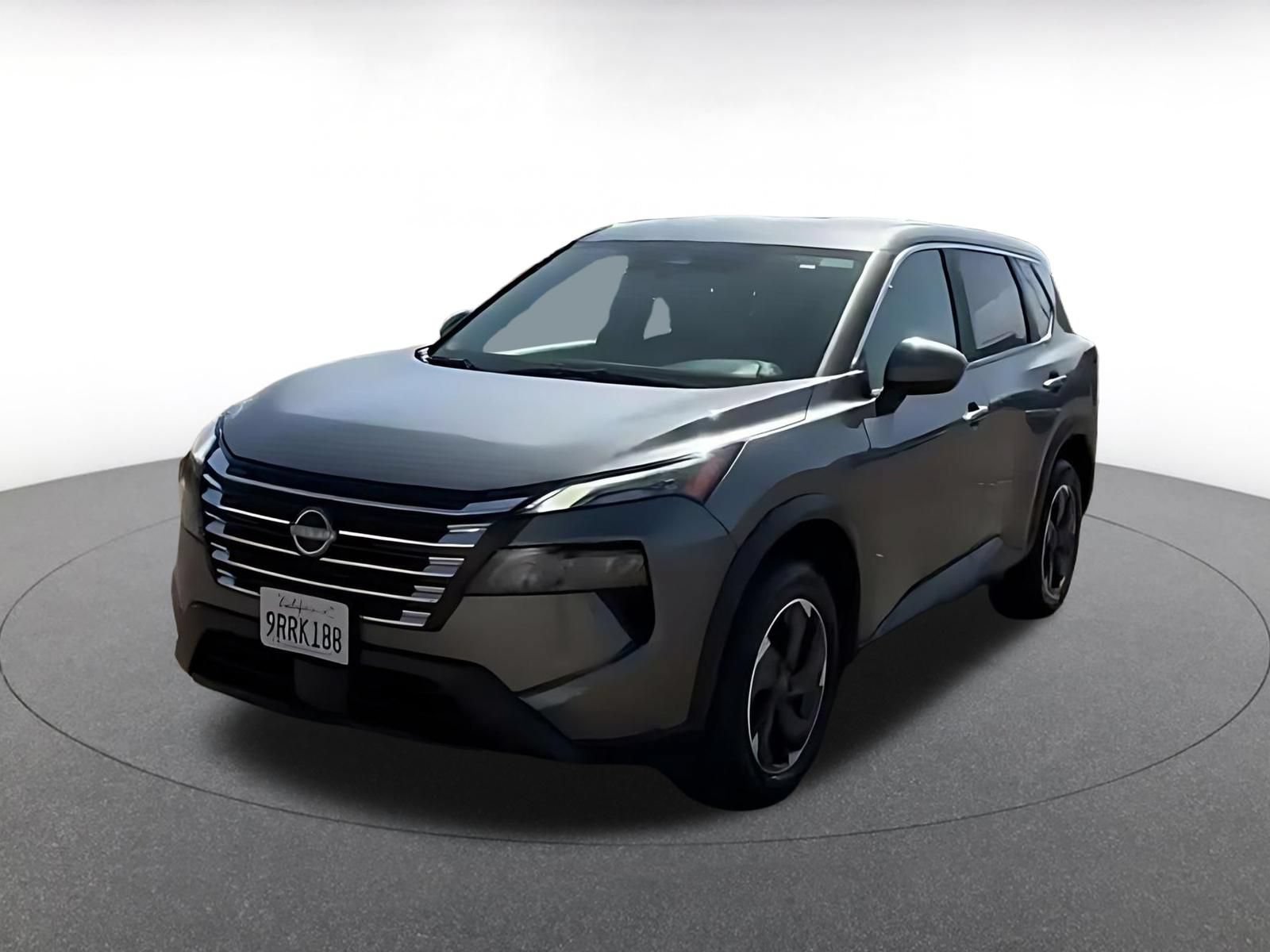 Used 2025 Nissan Rogue SV AWD/4WD image 7