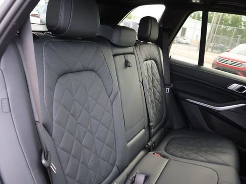 Used 2026 BMW X5 xDrive40i AWD/4WD image 36
