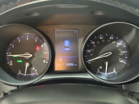 Used 2018 Toyota C-HR XLE FWD image 12