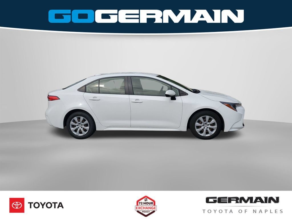 Used 2022 Toyota Corolla LE FWD image 7
