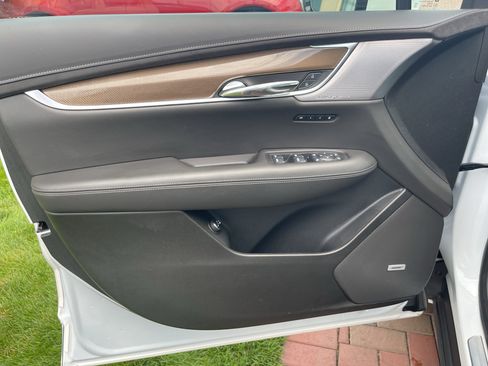 Used 2025 Cadillac XT6 Sport w/ Platinum Package AWD/4WD image 20