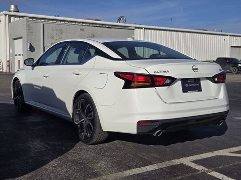 Used 2024 Nissan Altima 2.5 SR image 5