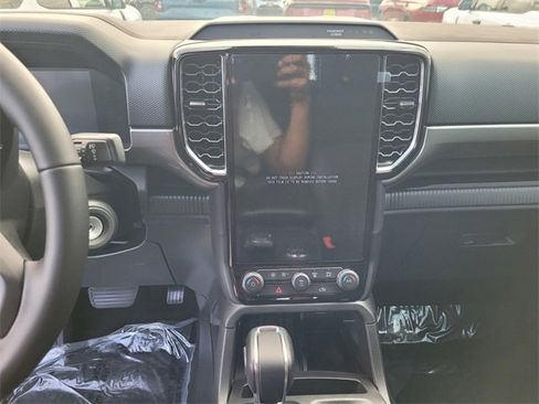 New 2025 Ford Ranger XLT w/ Equipment Group 301A High image 10