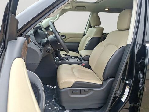 Certified 2024 INFINITI QX80 Premium Select w/ All-Season Package image 15