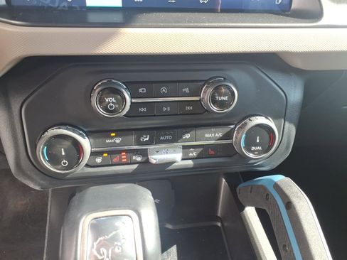 Certified 2022 Ford Bronco Wildtrak image 20