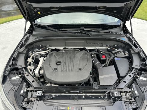 Used 2023 Volvo XC60 B5 Ultimate FWD image 34