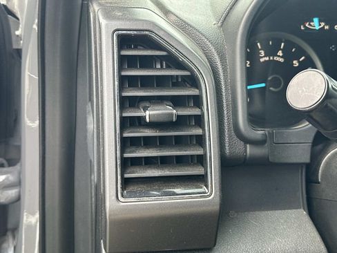 Used 2018 Ford F150 XLT w/ Equipment Group 302A Luxury AWD/4WD image 28