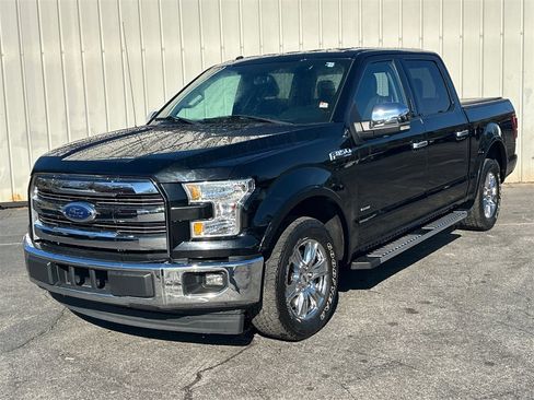 Used 2017 Ford F150 Lariat image 2