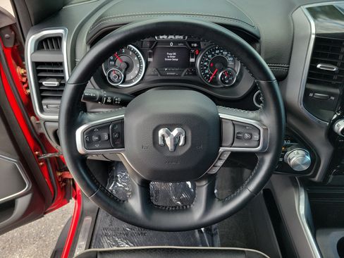Used 2022 RAM 1500 Laramie AWD/4WD image 28
