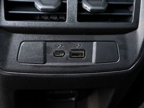 New 2025 Chevrolet Colorado LT w/ LT Convenience Package image 34