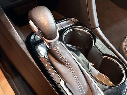 Used 2022 Buick Encore GX Preferred w/ Cold Weather Comfort Package image 17