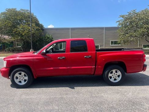 Used 2010 Dodge Dakota Big Horn RWD image 3