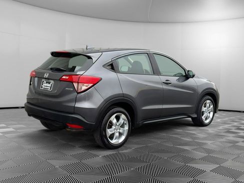 Used 2016 Honda HR-V LX image 4