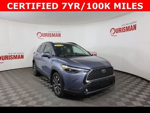 Used 2024 Toyota Corolla Cross XLE w/ Convenience Package image 10