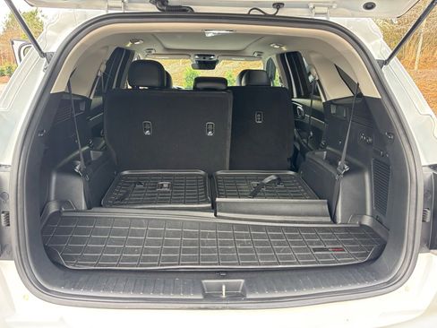 Used 2022 Kia Sorento S w/ Panoramic Sunroof Package image 16