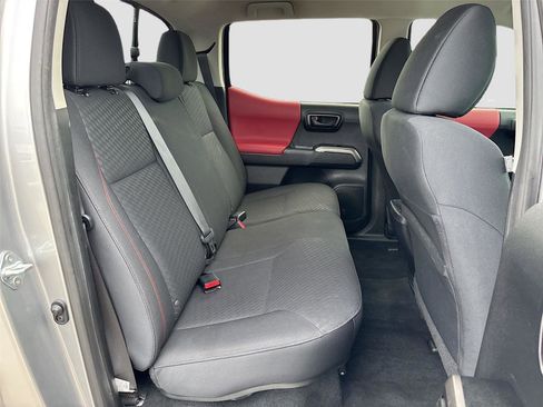 Used 2021 Toyota Tacoma SR5 w/ SR5 Appearance Package (SM) image 24