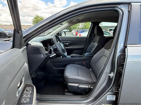 Used 2026 Nissan Kicks SV w/ Cold Weather Package AWD/4WD image 12