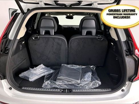 New 2026 Volvo XC90 B5 Core image 40
