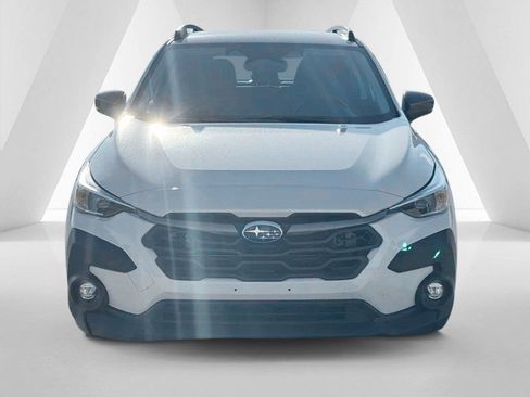 Used 2024 Subaru Crosstrek 2.0i Premium w/ Crosstrek Mirror Package AWD/4WD image 2