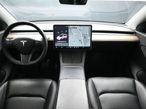 Used 2021 Tesla Model Y Long Range AWD/4WD image 16